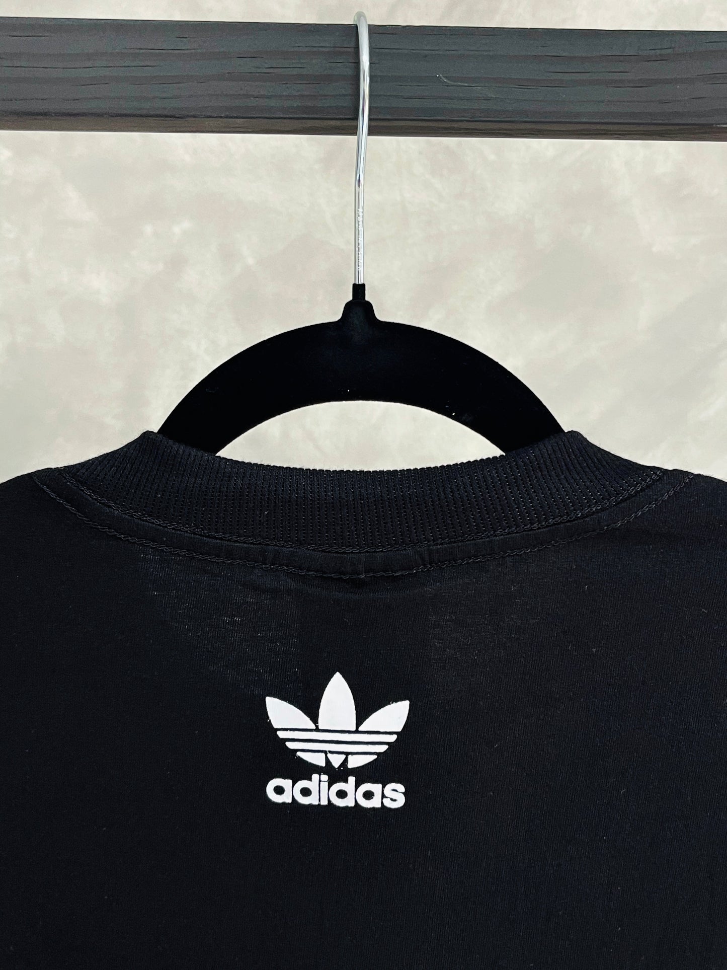 Camiseta Adidas Classic