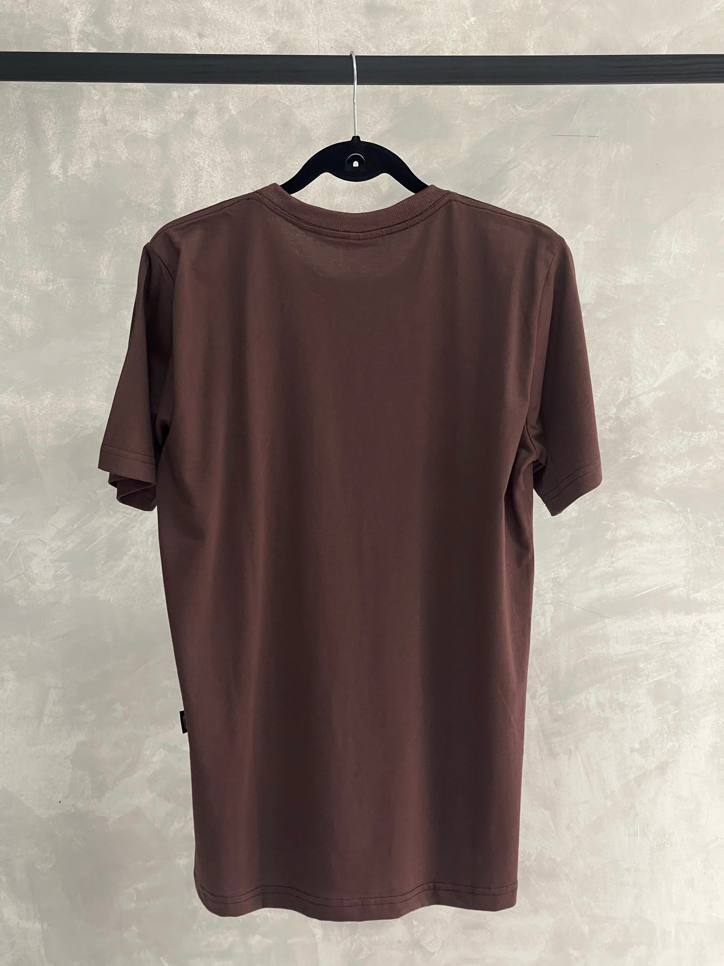 Camiseta Nike Básica Logo Bordado