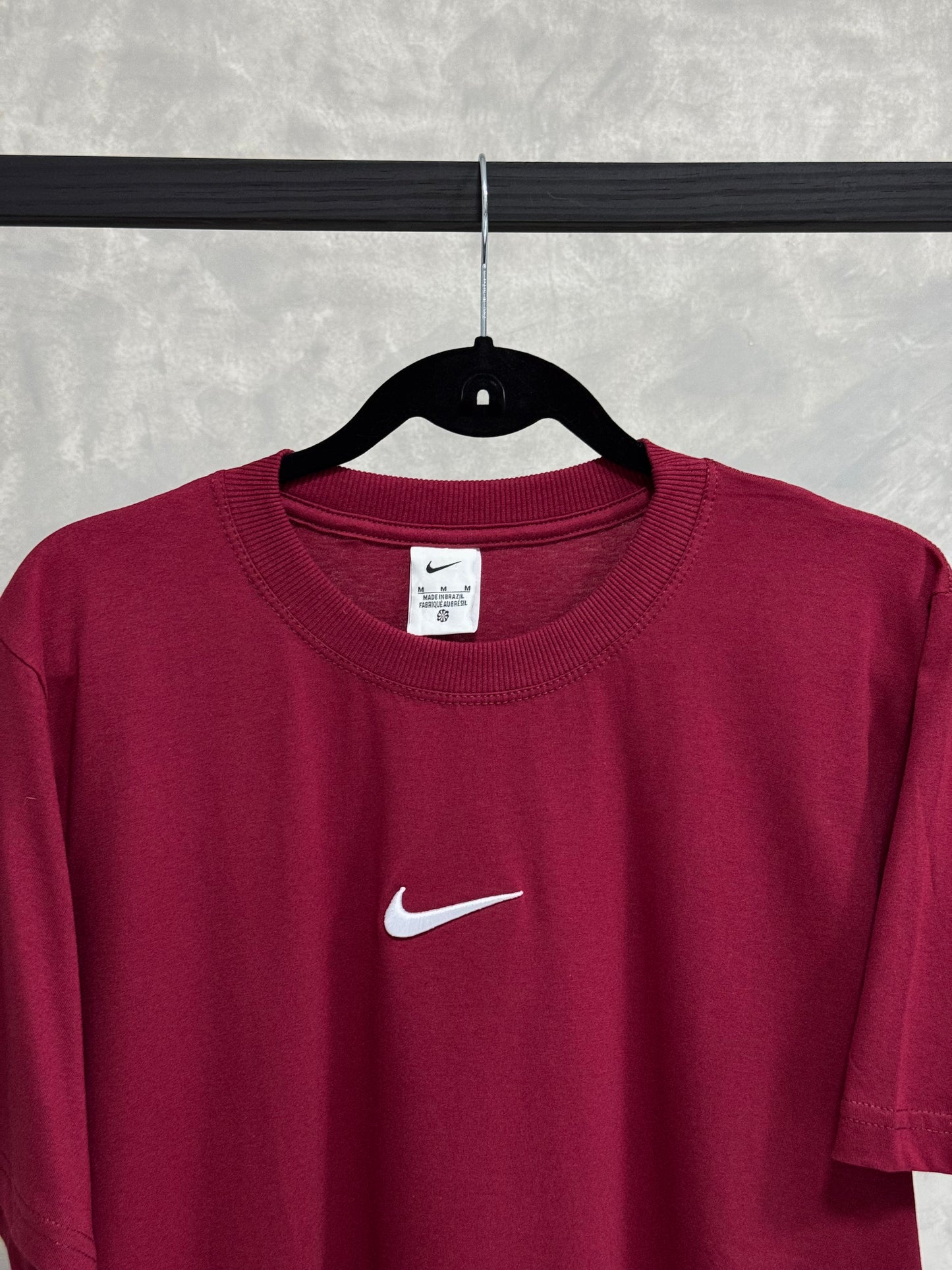 Camiseta Nike Classic Logo Bordado