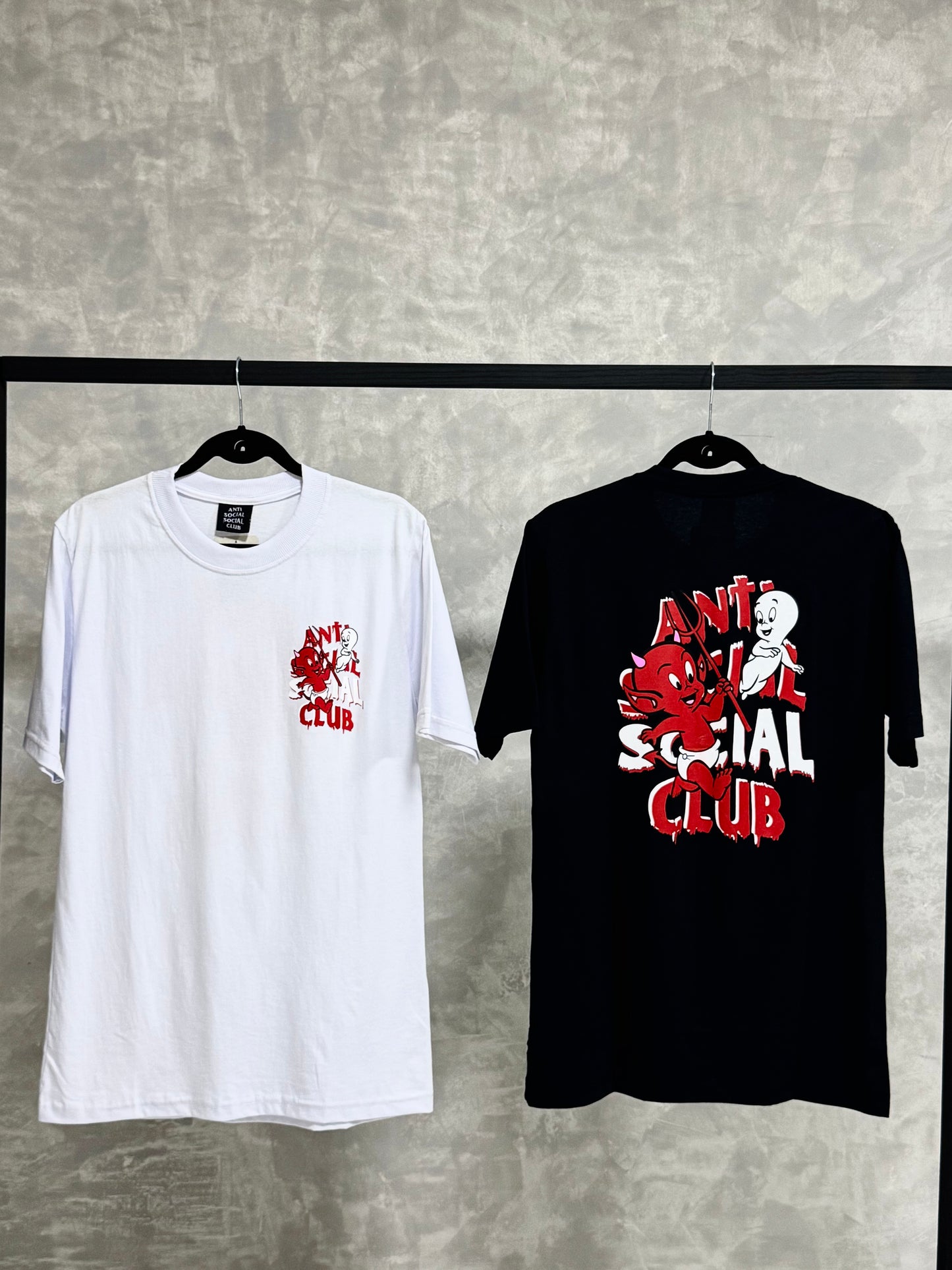 Camiseta Anti Social Devil