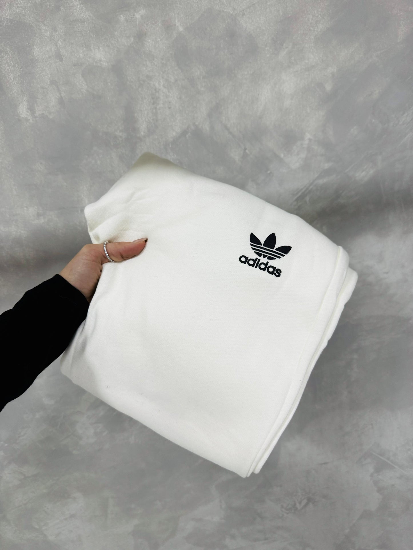Calça Adidas Basic