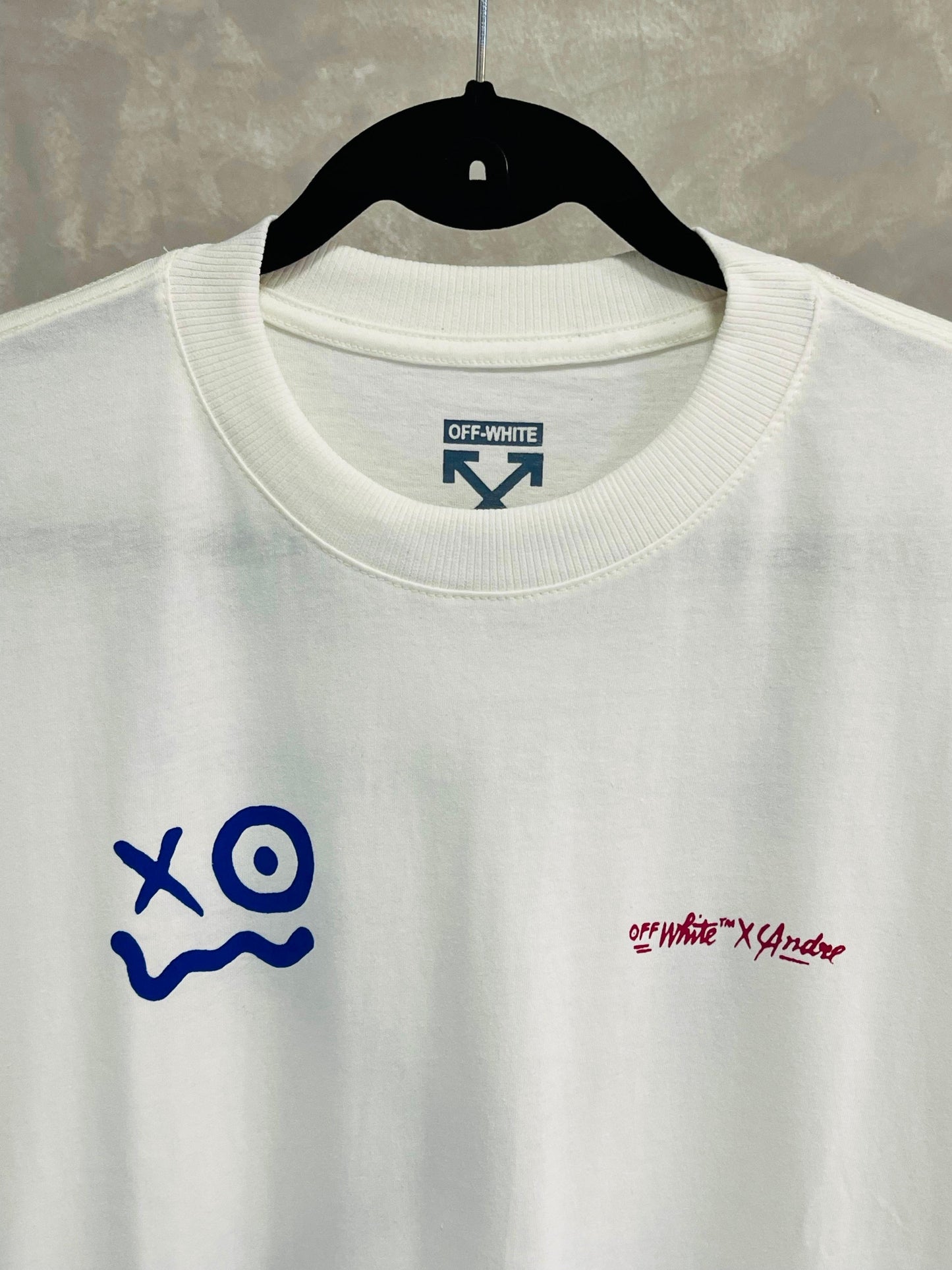 Camiseta Off-White x André Spray