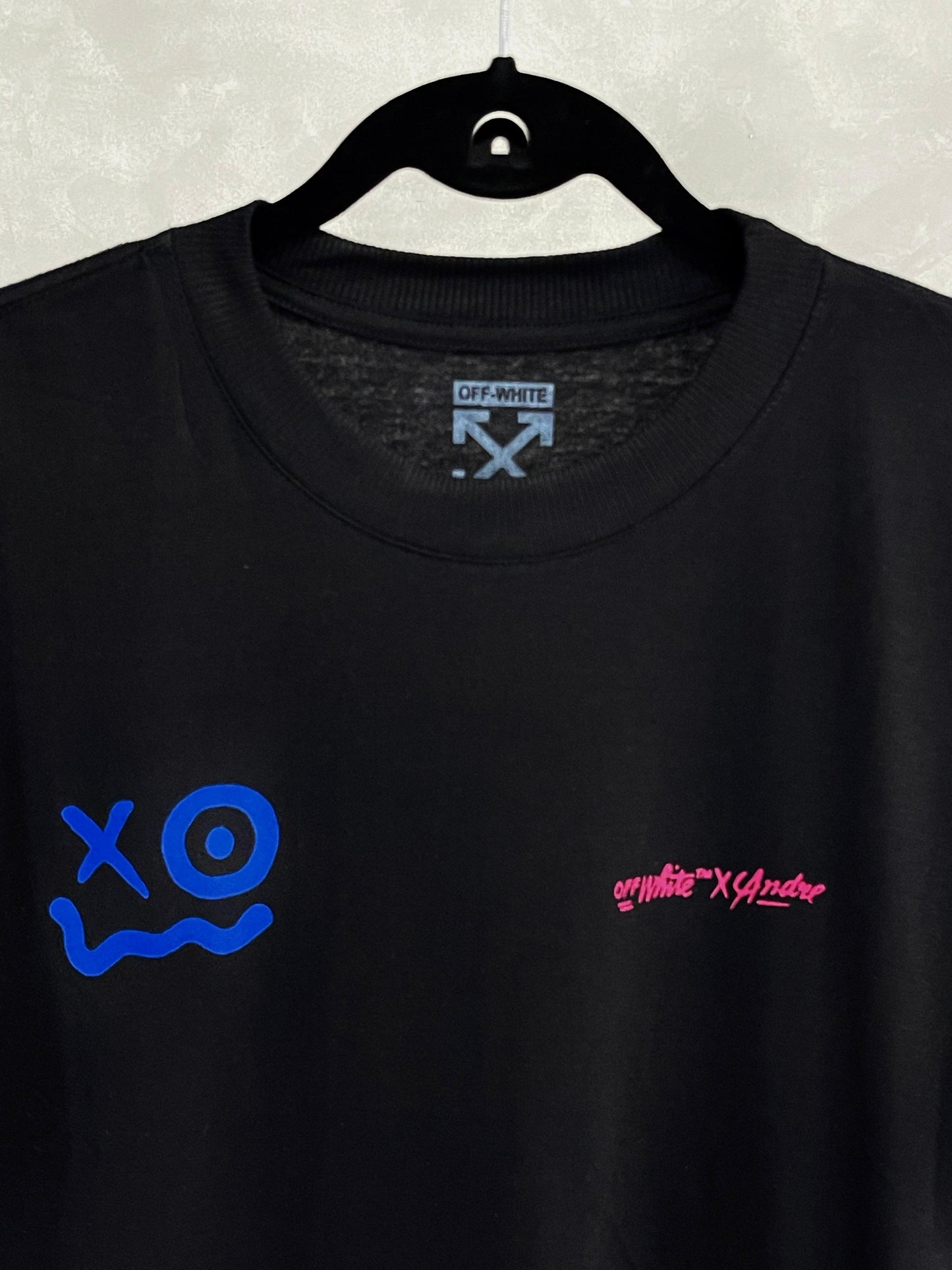 Camiseta Off-White x André Spray