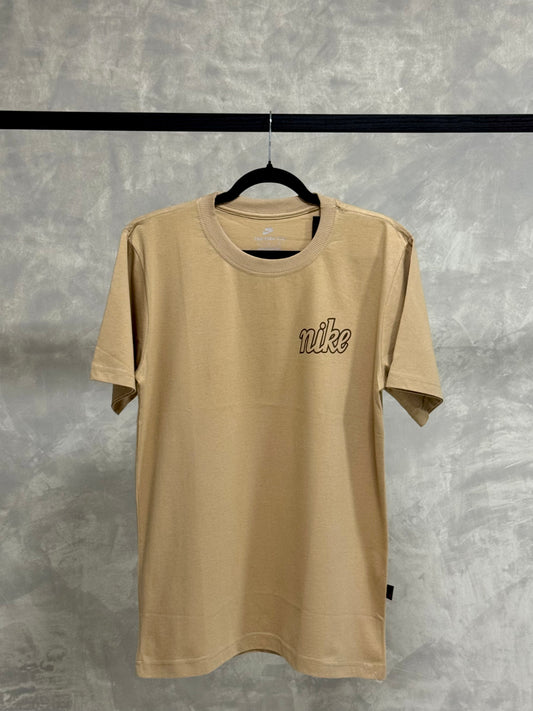 Camiseta Nike Bear