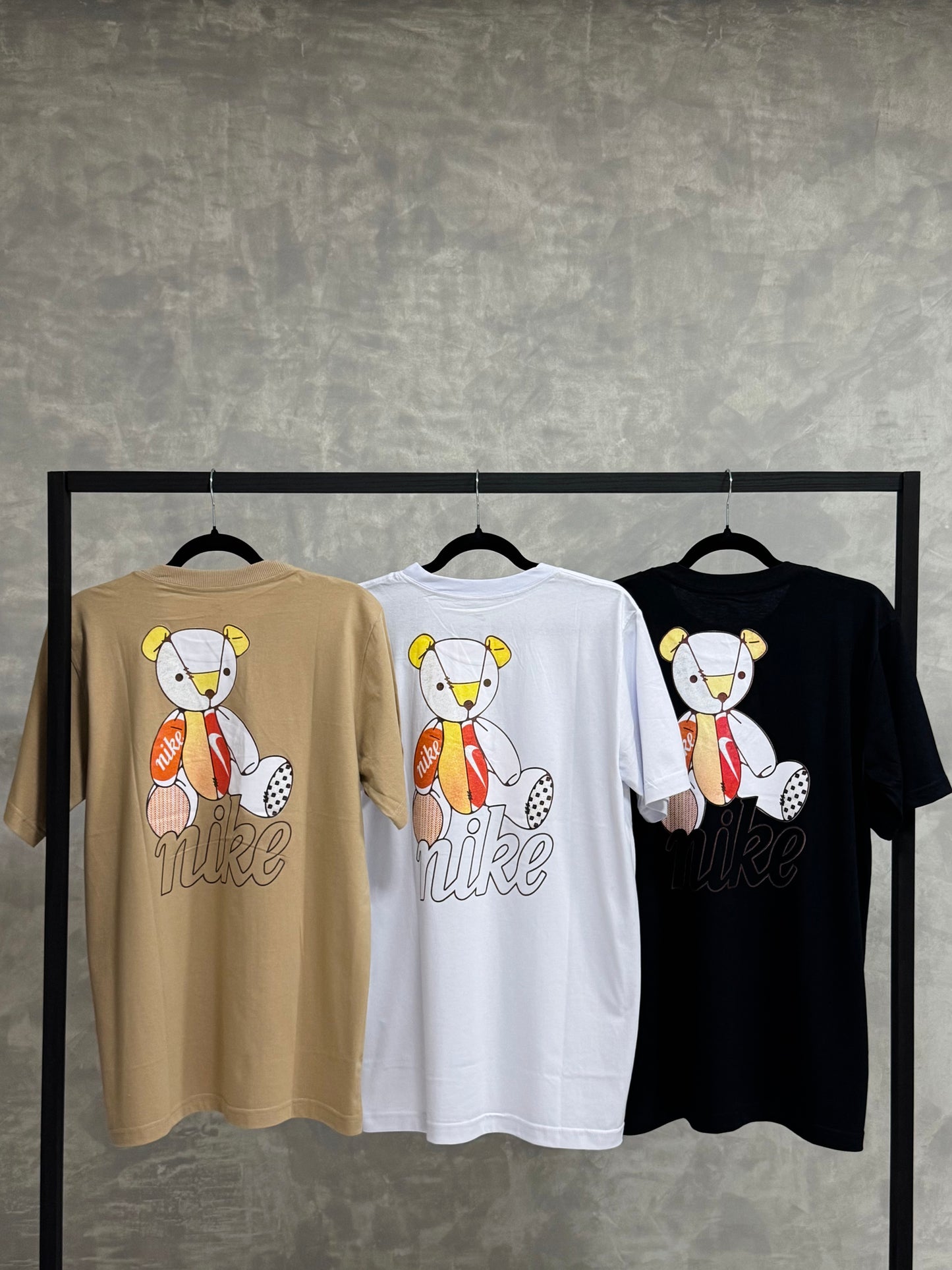 Camiseta Nike Bear