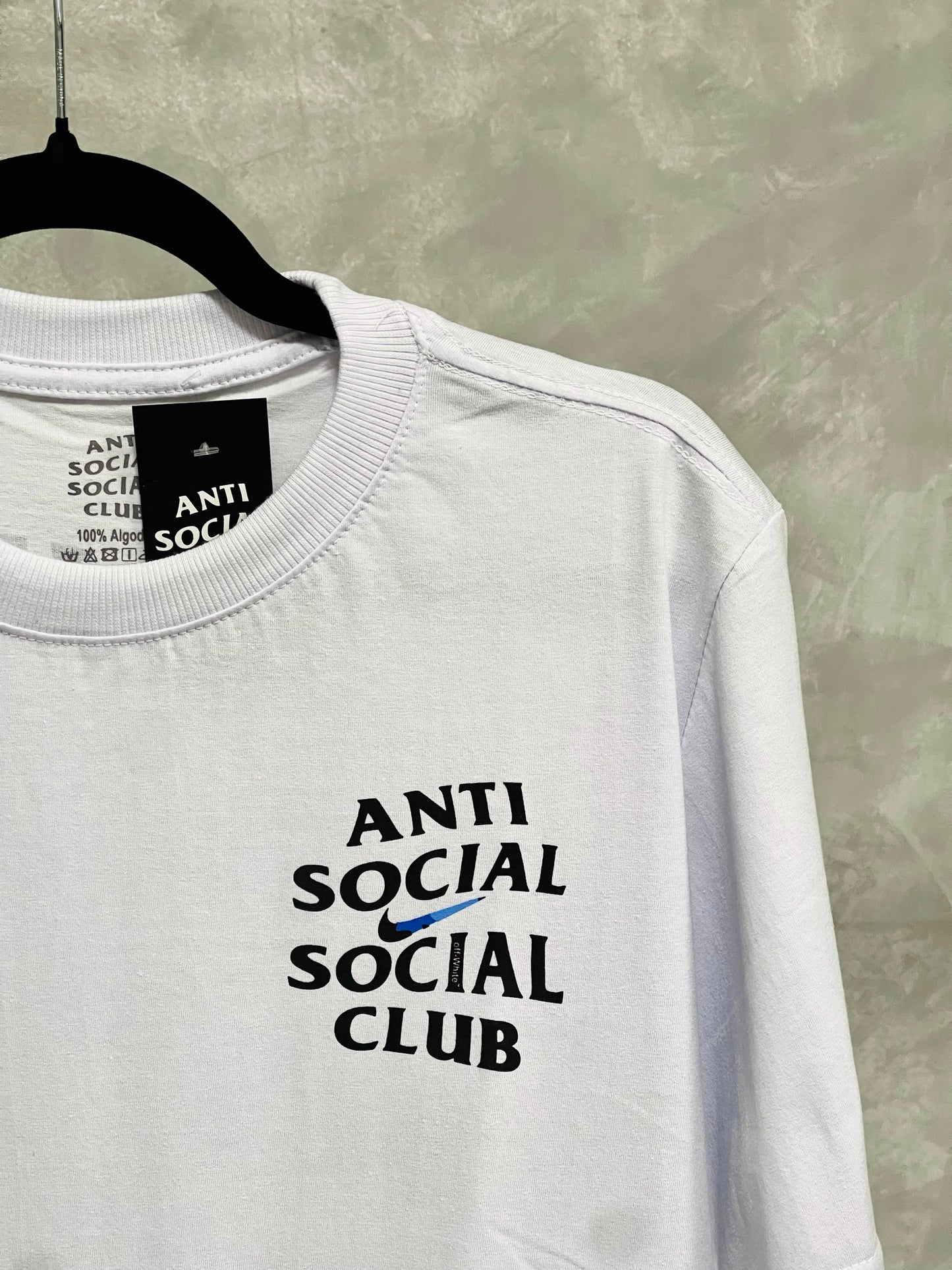 Camiseta Anti Social Swoosh