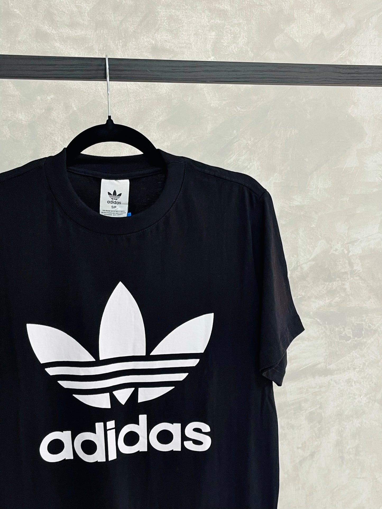 Camiseta Adidas Classic