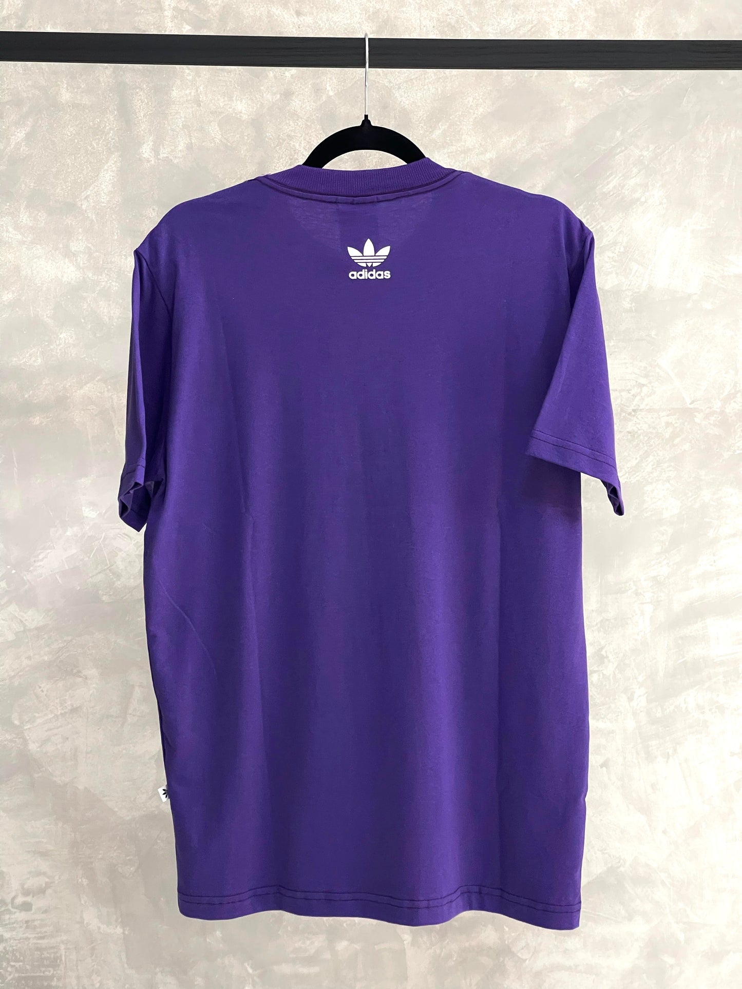 Camiseta Adidas Classic