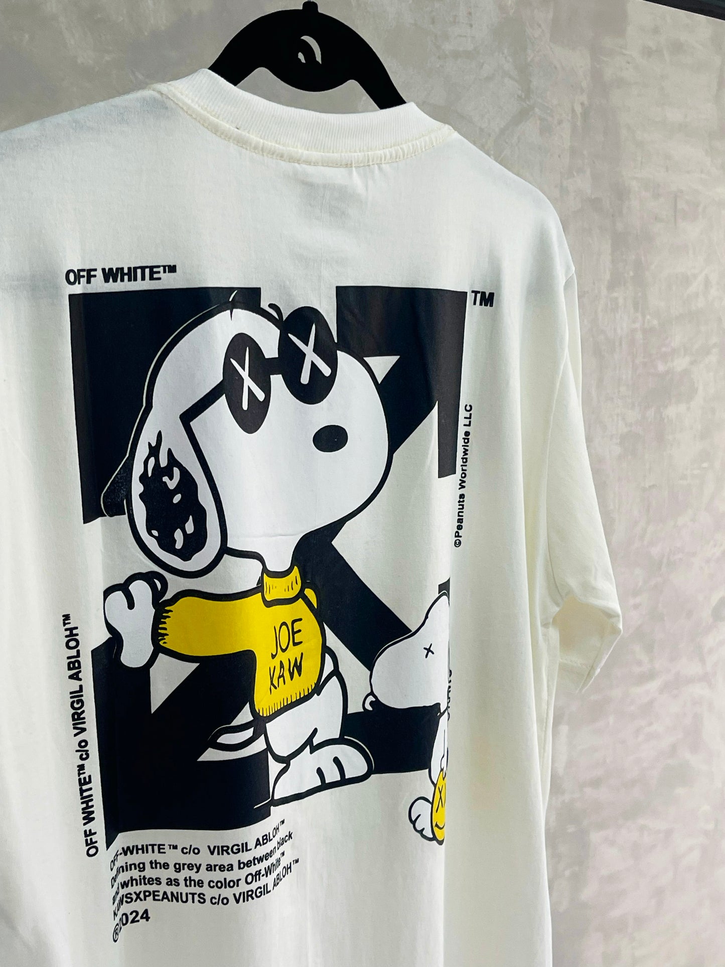 Camiseta Off White Snoopy