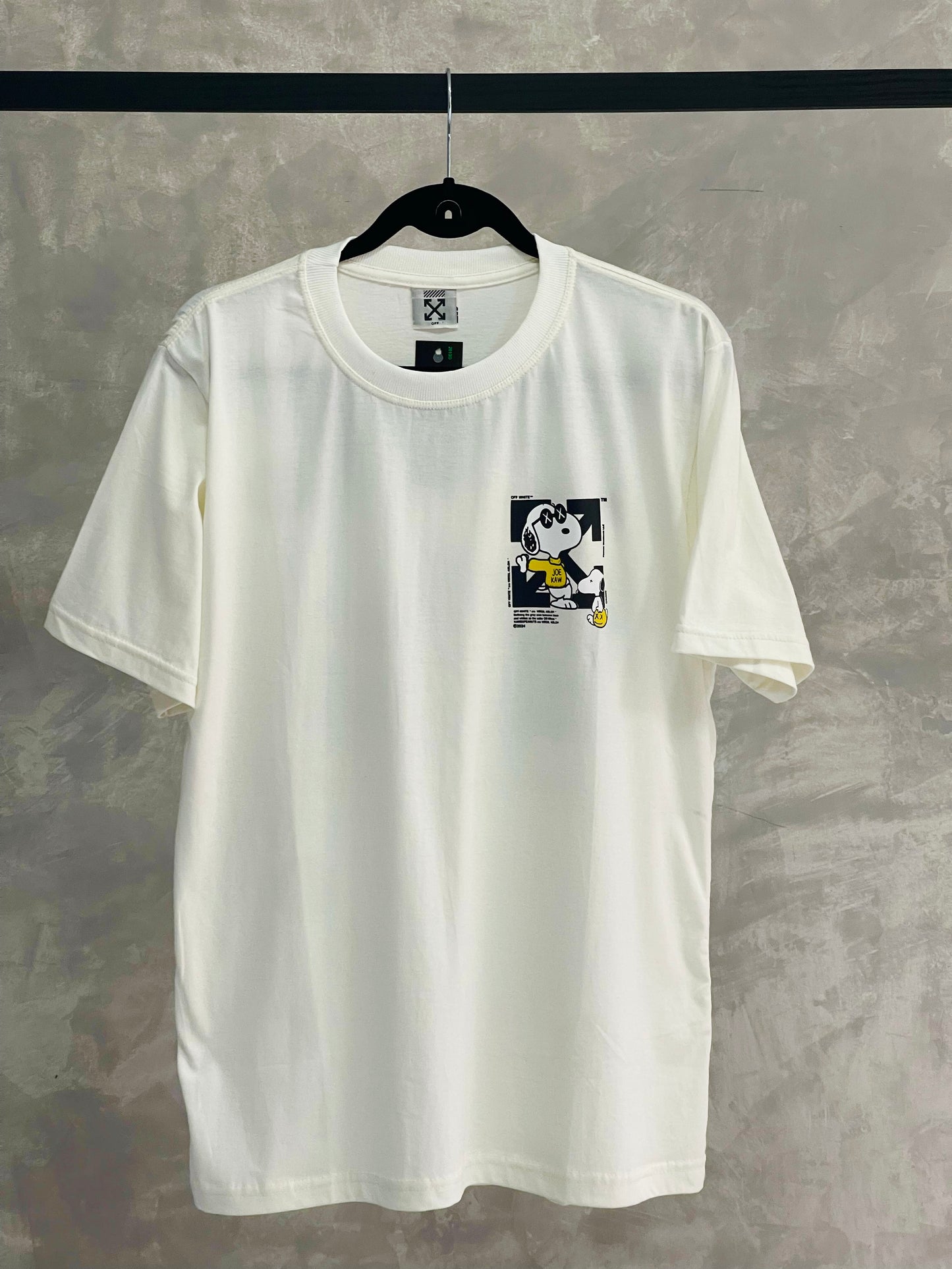 Camiseta Off White Snoopy