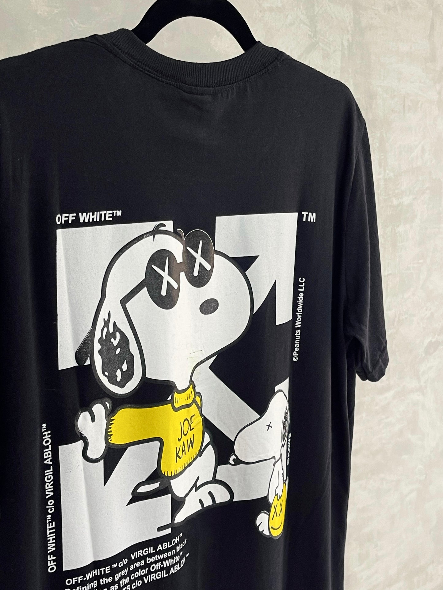 Camiseta Off White Snoopy