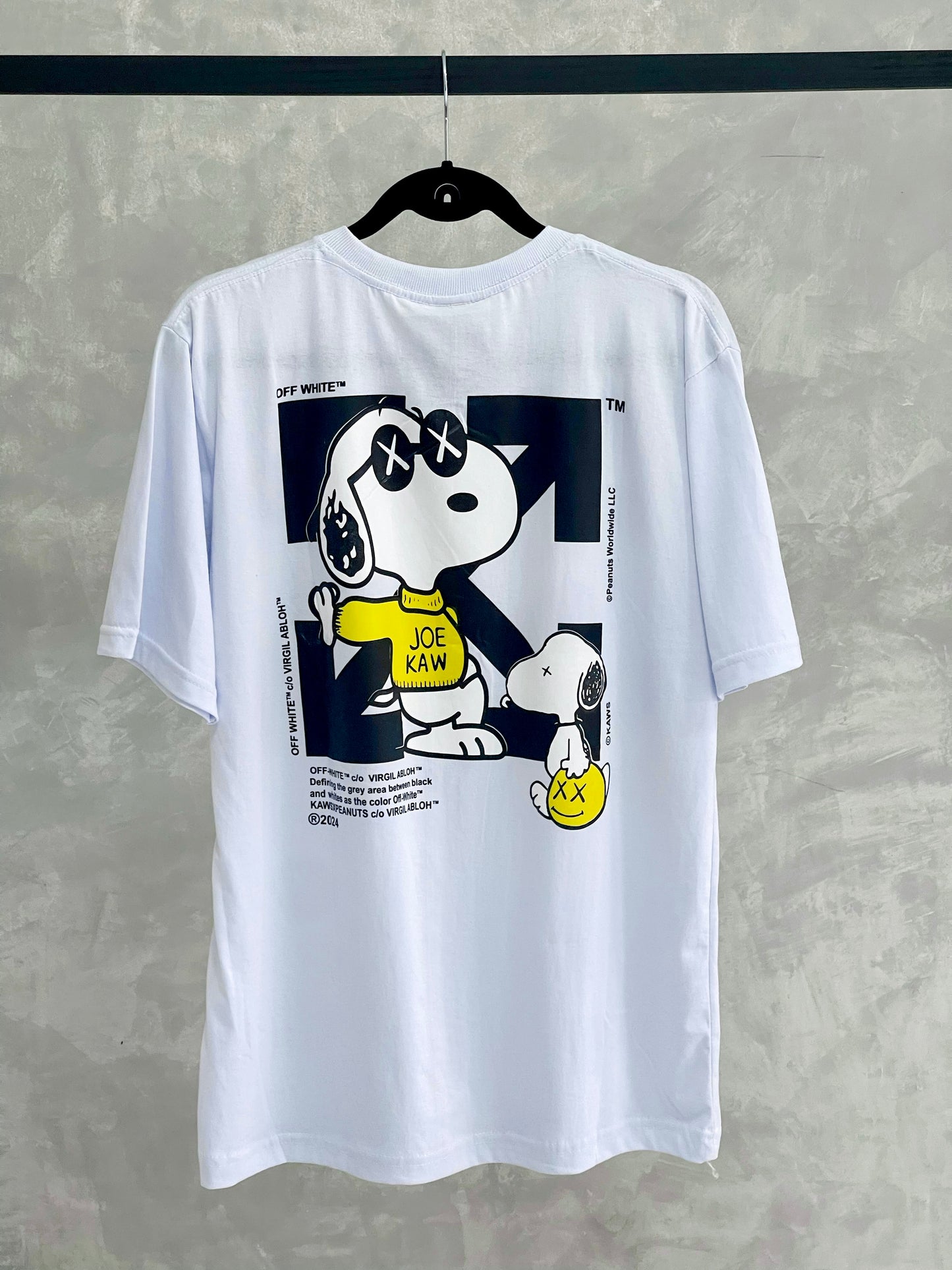 Camiseta Off White Snoopy