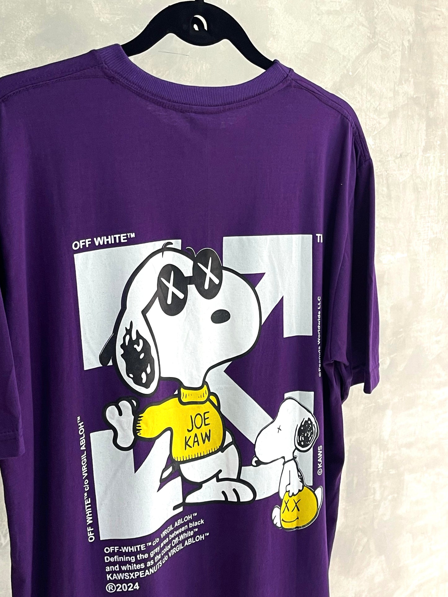 Camiseta Off White Snoopy