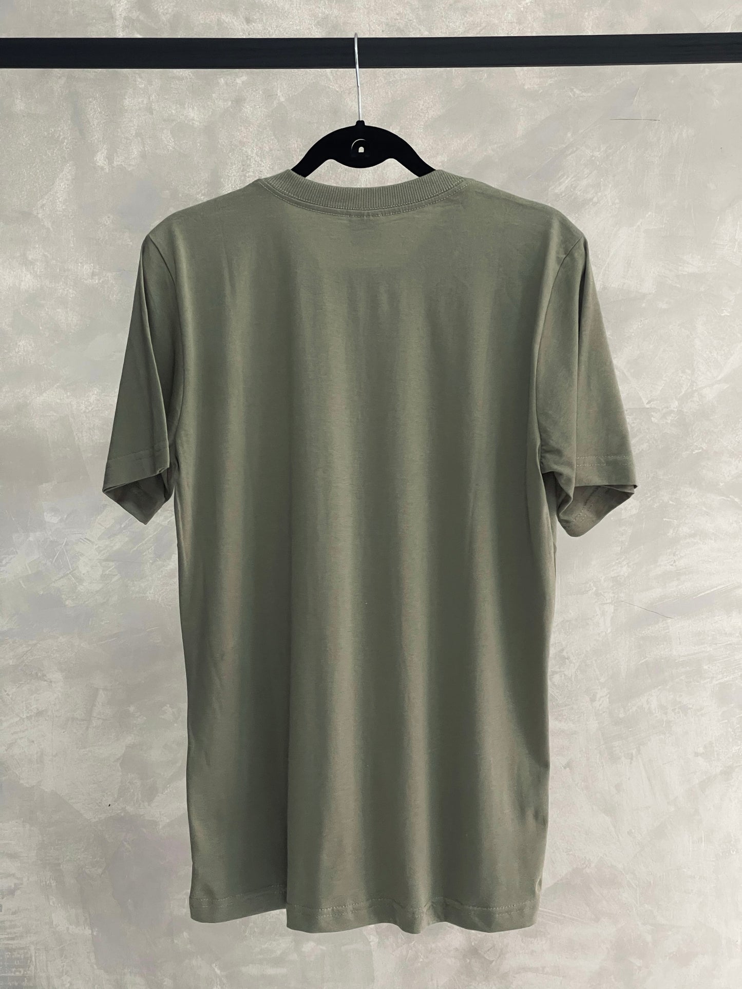 Camiseta Nike Básica Logo Bordado