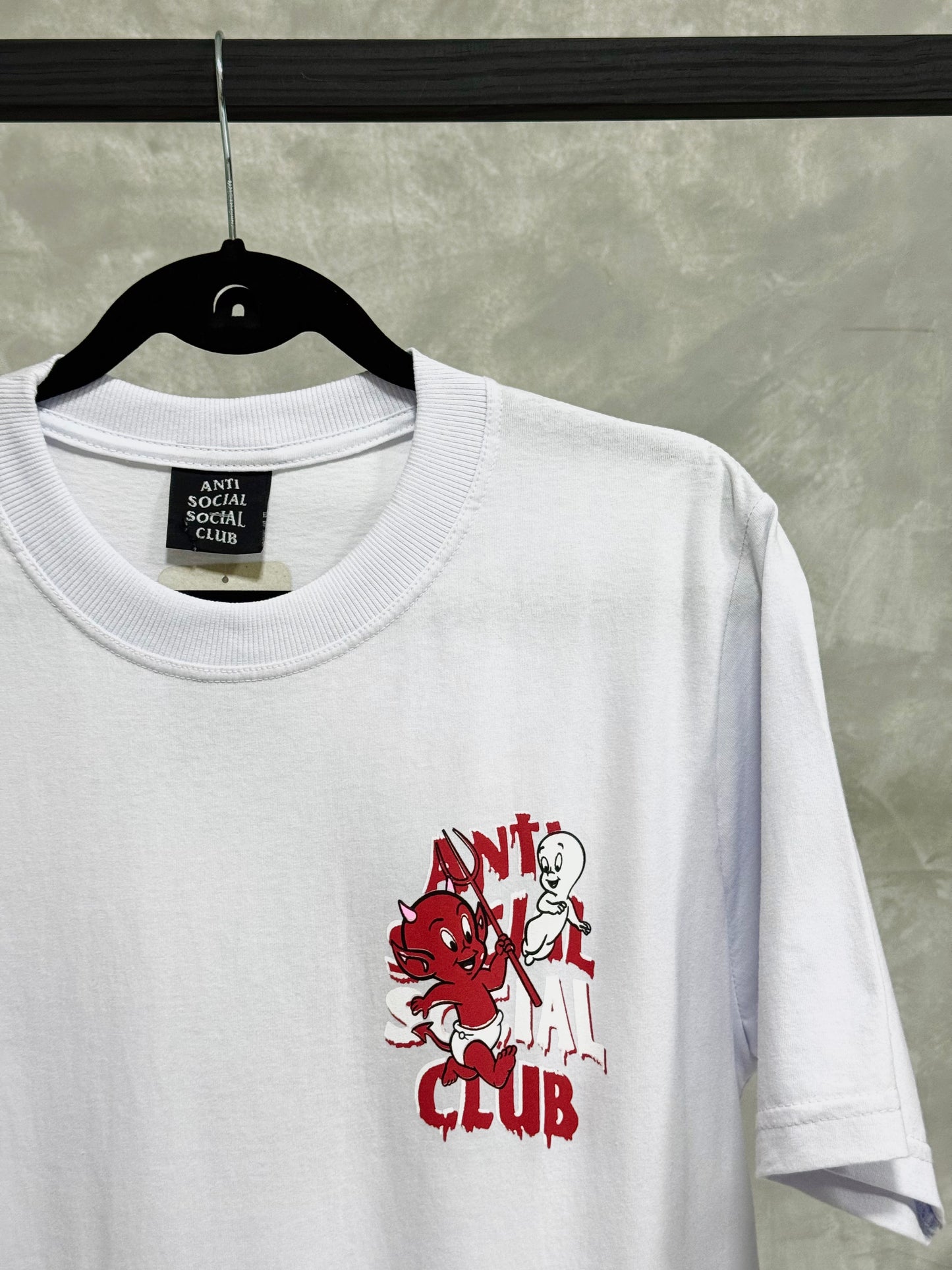 Camiseta Anti Social Devil