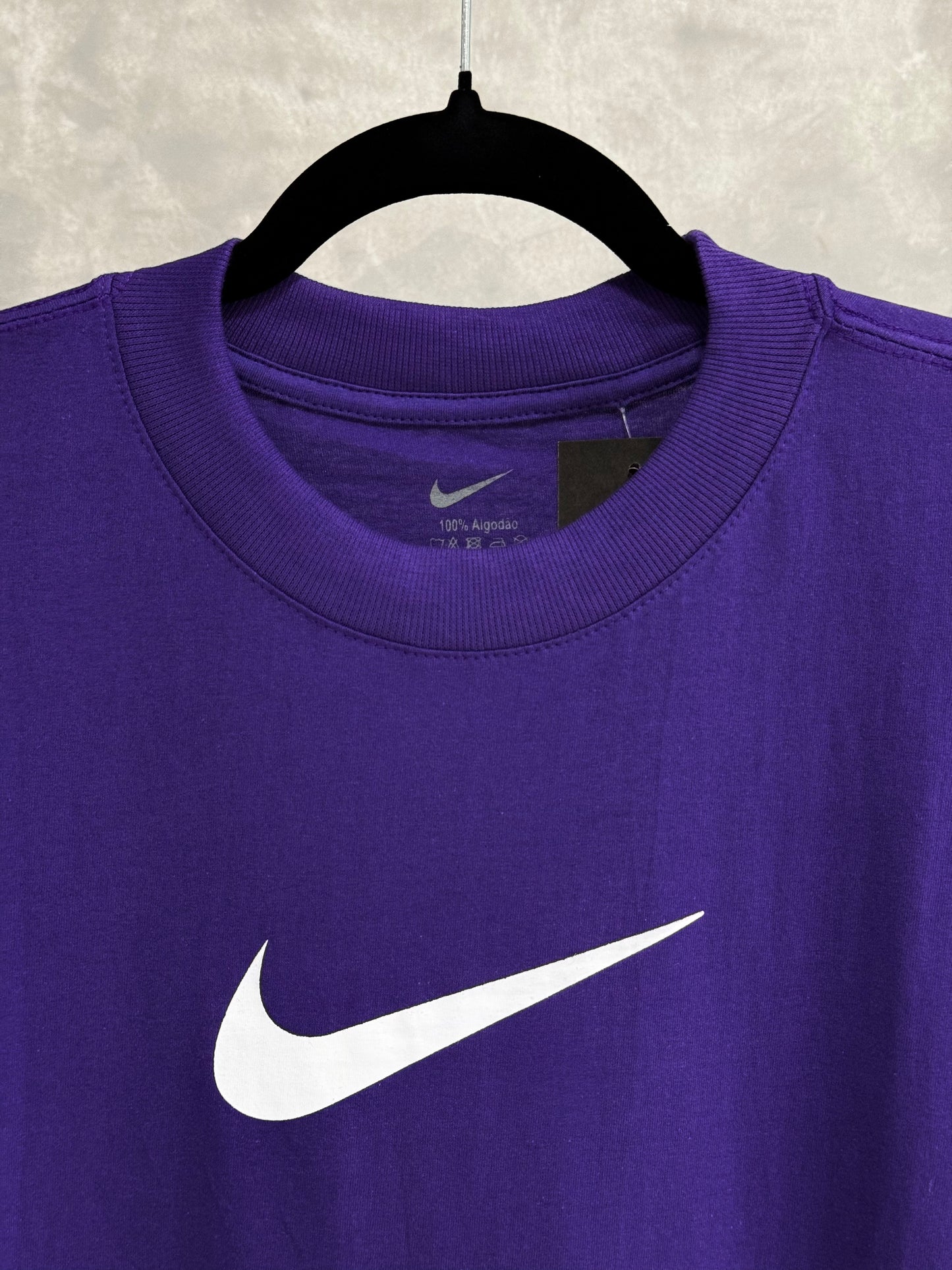 Camiseta Nike Estampa Vertical