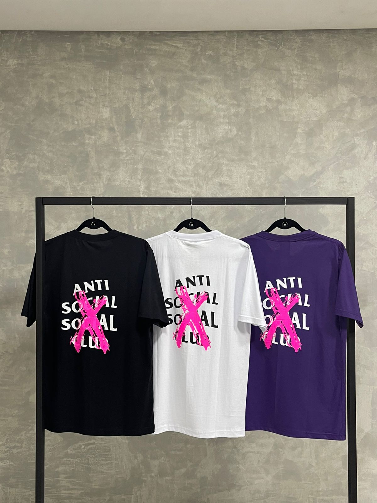 Camiseta Anti Social X